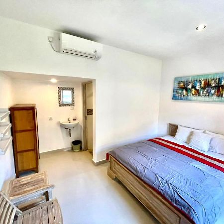 Septi Homestay Canggu Екстериор снимка